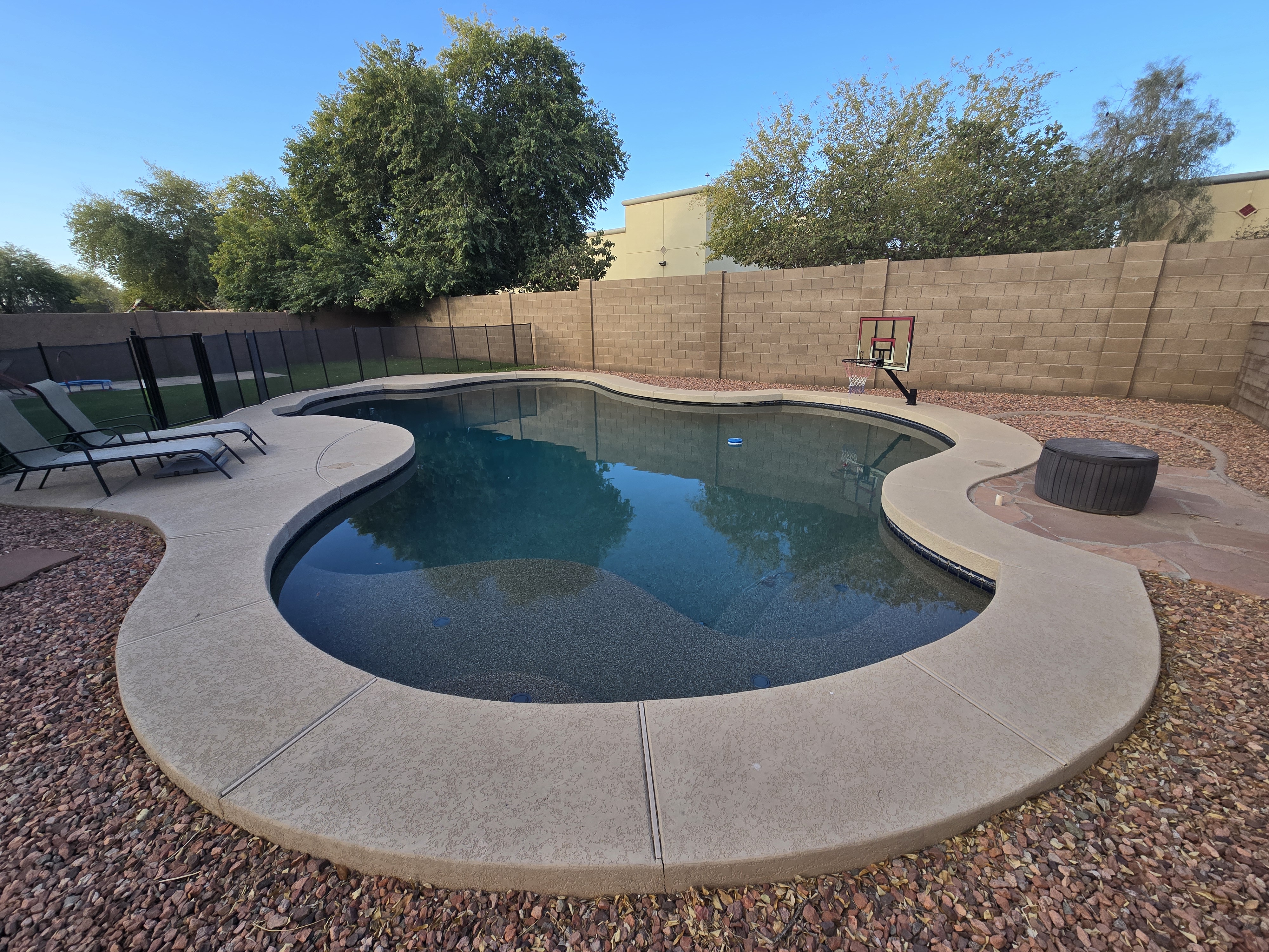 Pool service Arizona