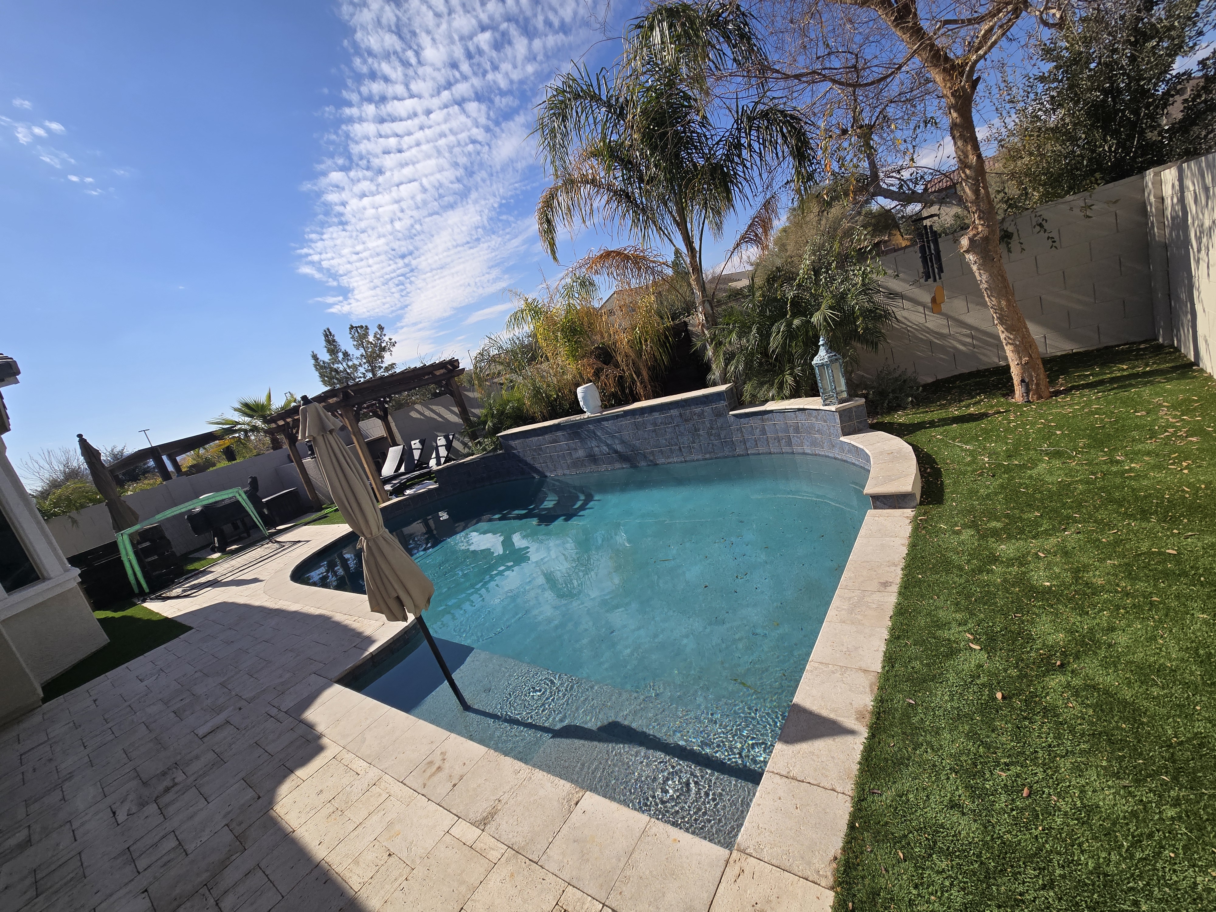 Pool cleaning San Tan Valley
